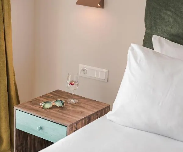 Montagna & Mare * Livathos (Kefalonia)