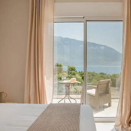 Montagna & Mare Vilă Livathos (Kefalonia)