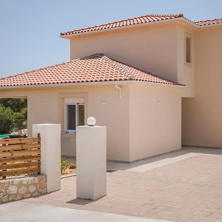 빌라 Montagna & Mare