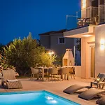 Montagna & Mare Villa *